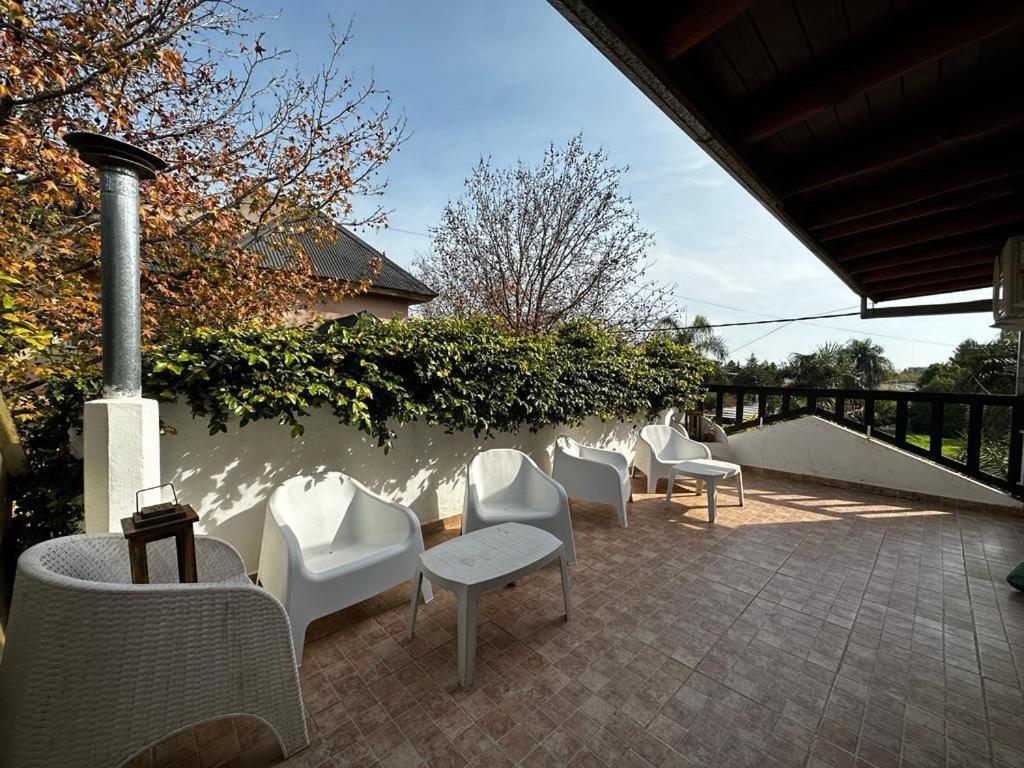 Posada Costa Del Sol Колон Екстер'єр фото