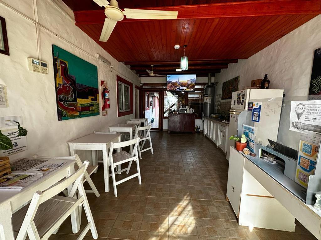 Posada Costa Del Sol Колон Екстер'єр фото